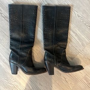 Fry Boots